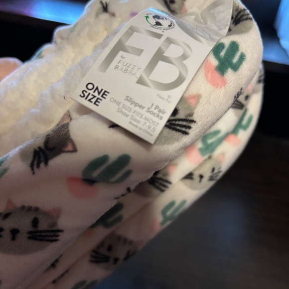 Cat/ Cactus Slipper Socks - Picture 2 of 4